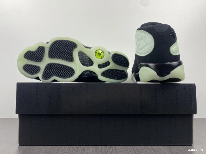 One Kick Day Single's 13 (2021) Air Retro Low Jordan DM0803-300 0809